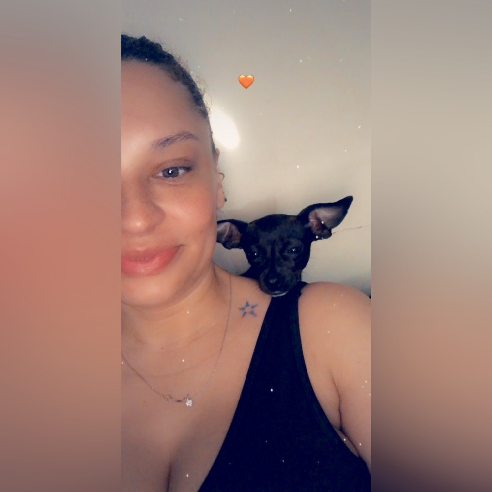 Meet your Posher w/ her 💜 Luna